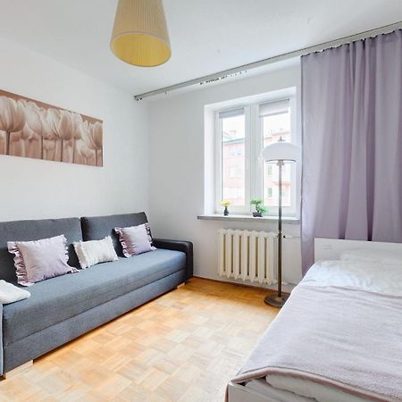 Spacious Apartment In Green Location Warschau Buitenkant foto
