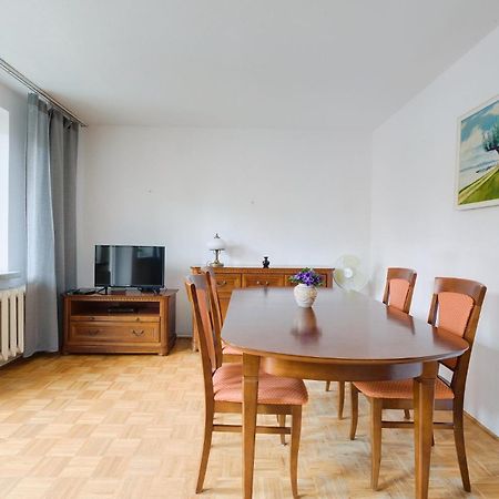 Spacious Apartment In Green Location Warschau Buitenkant foto