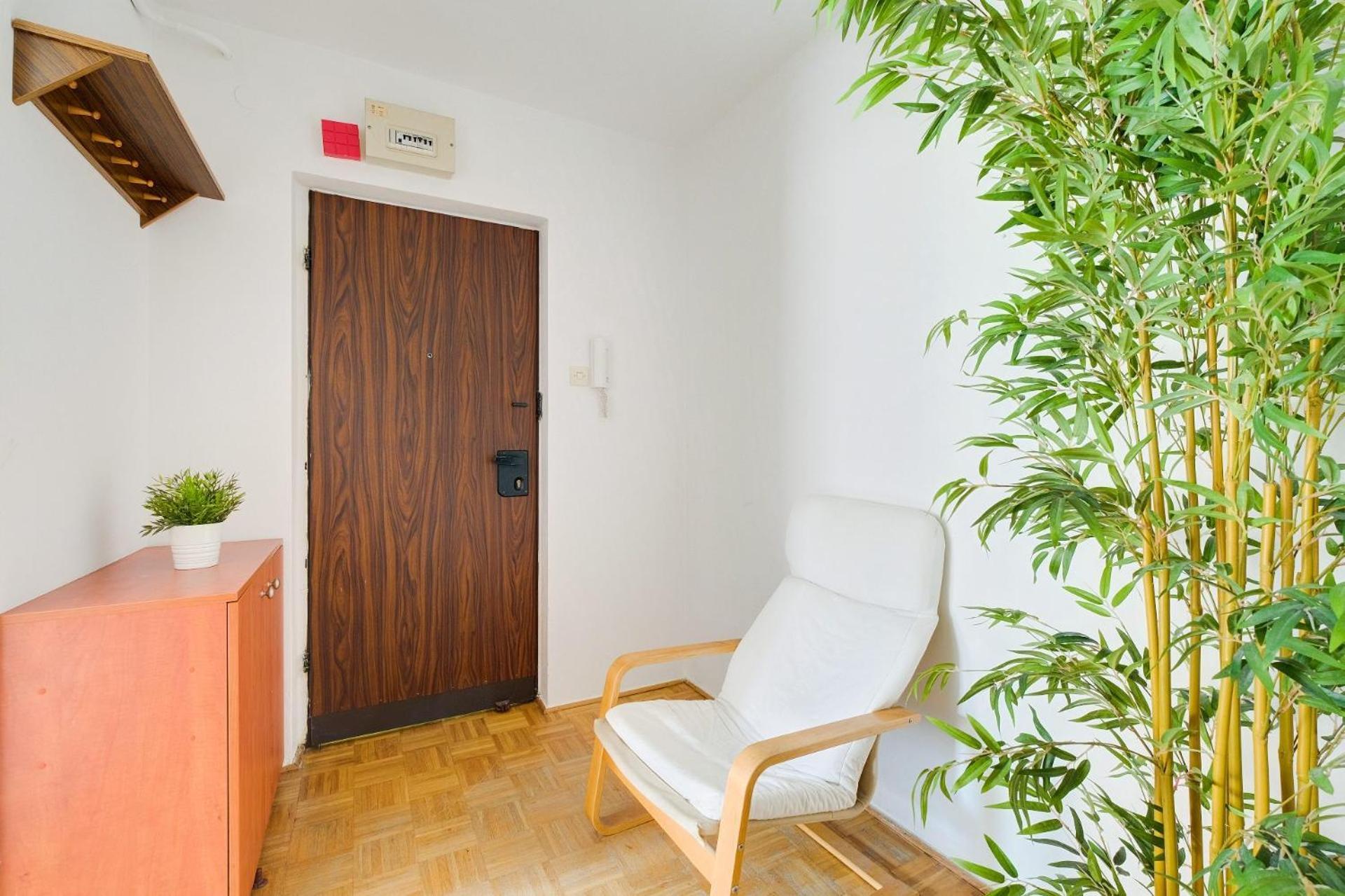 Spacious Apartment In Green Location Warschau Buitenkant foto
