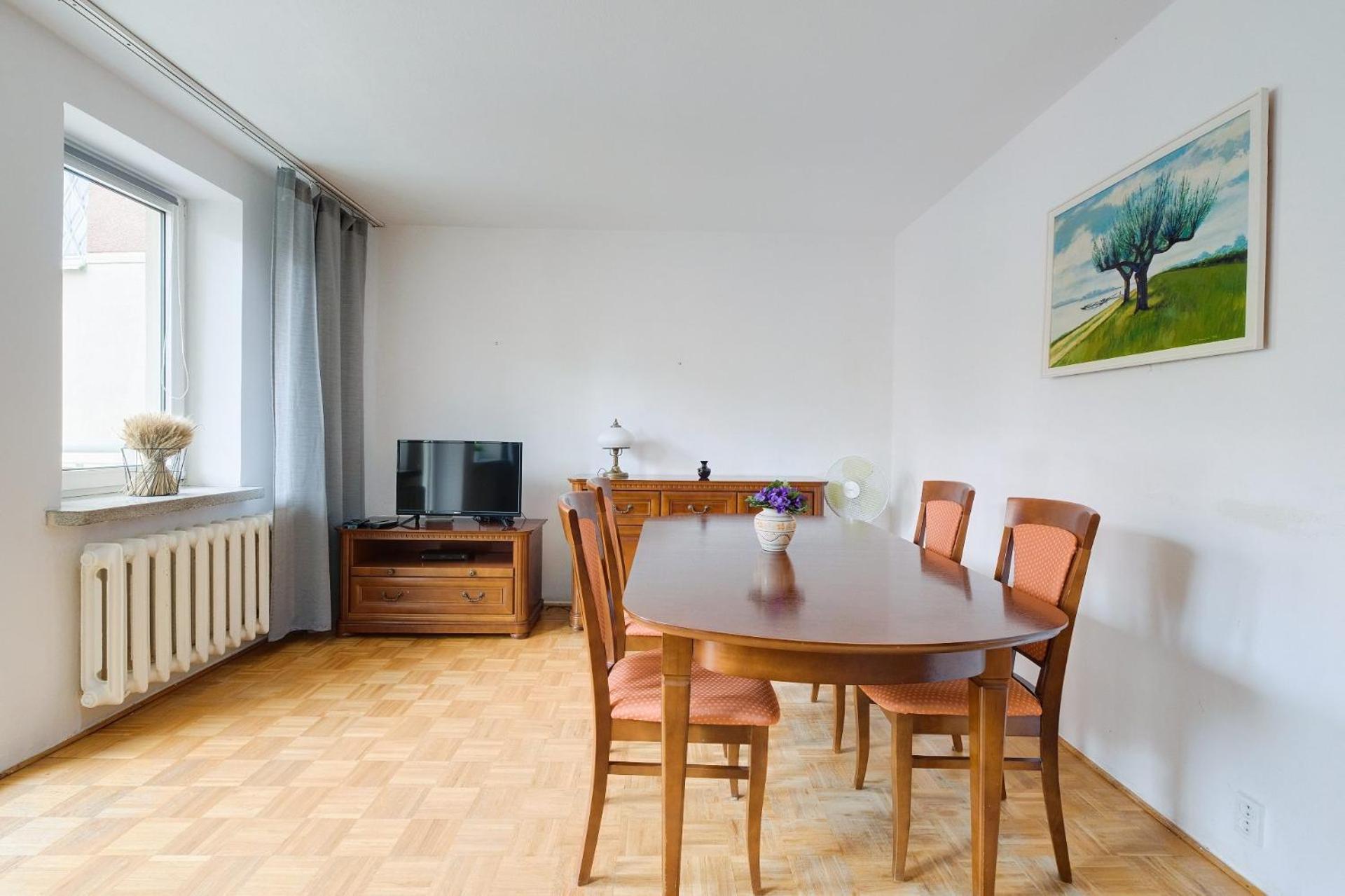 Spacious Apartment In Green Location Warschau Buitenkant foto