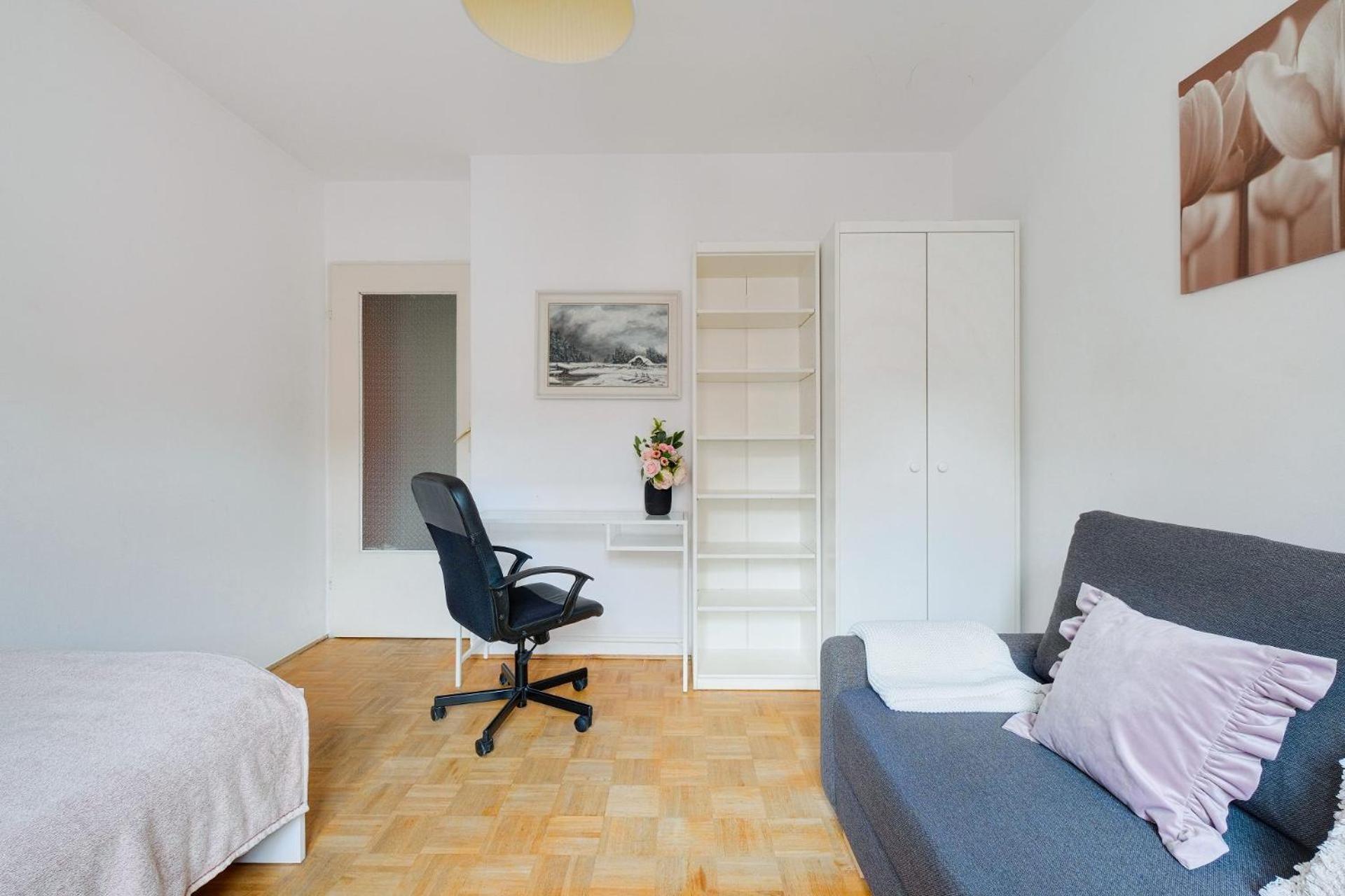 Spacious Apartment In Green Location Warschau Buitenkant foto