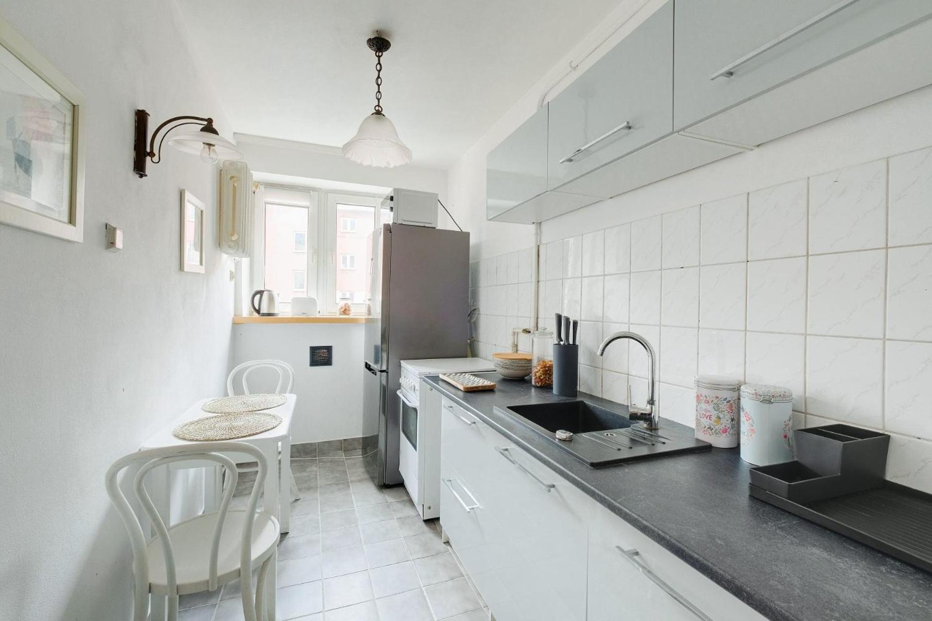 Spacious Apartment In Green Location Warschau Buitenkant foto