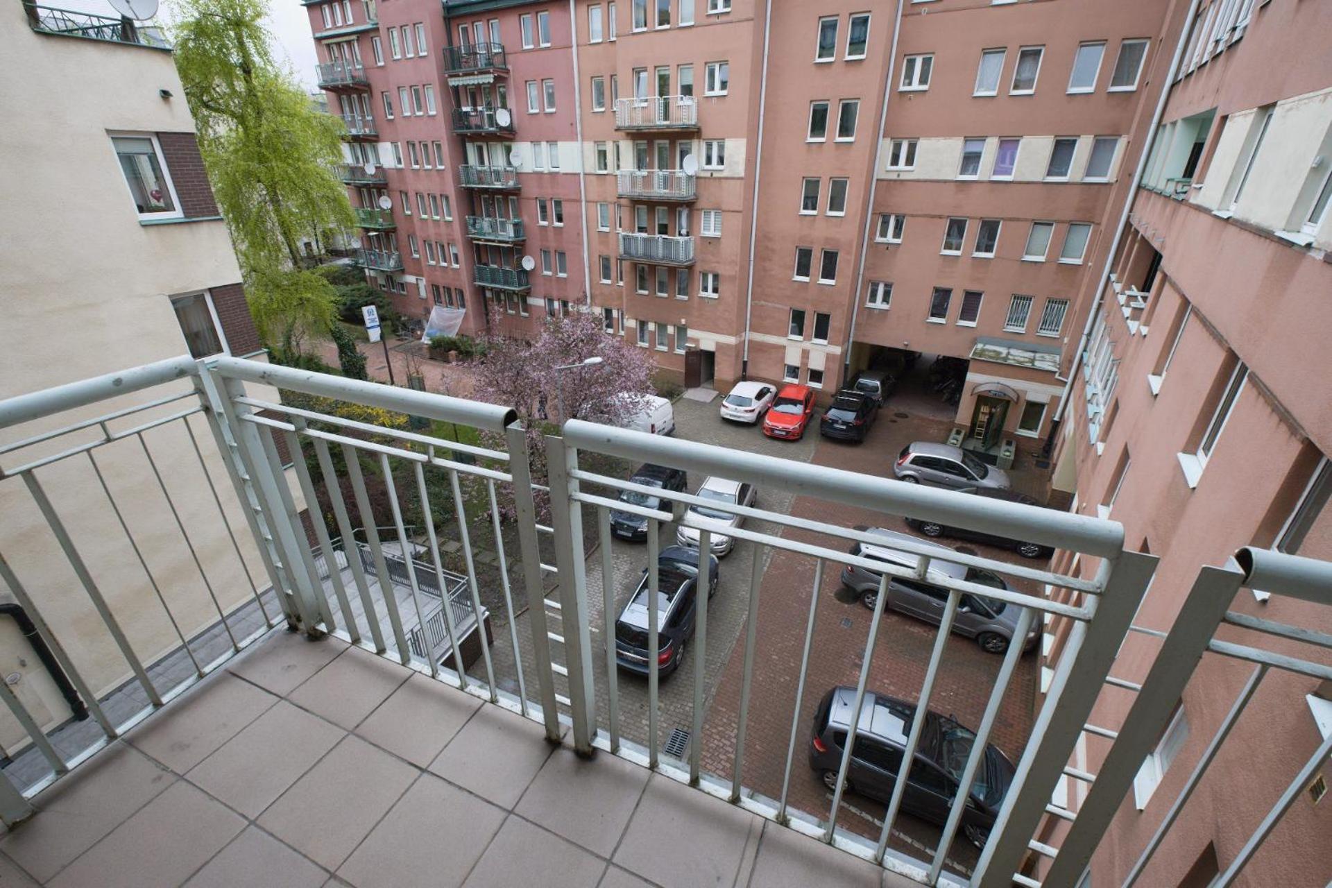 Spacious Apartment In Green Location Warschau Buitenkant foto